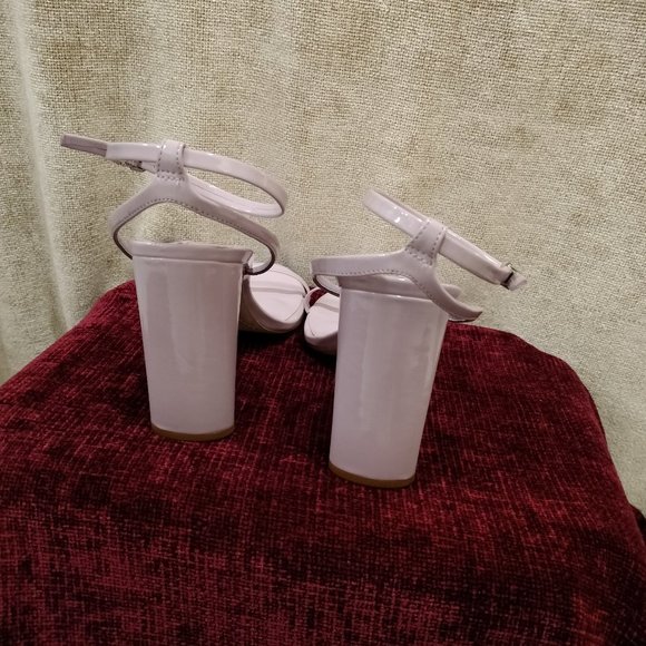 Gianni Bini KENZIE Patent Strappy Block Patent Chunky Heel Size 9 - Picture 6 of 8